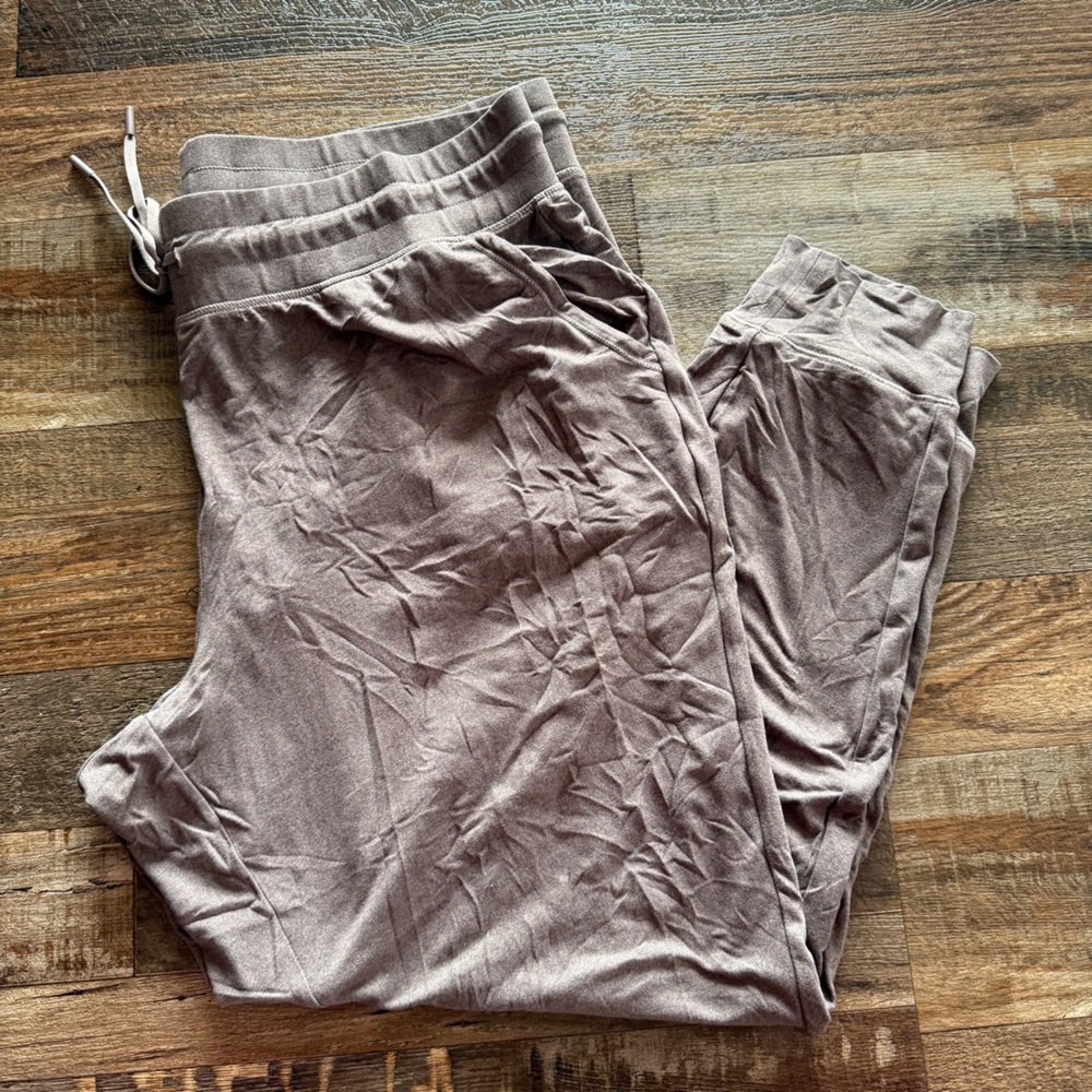 NWOT 90 Degree by Reflex Joggers Brown